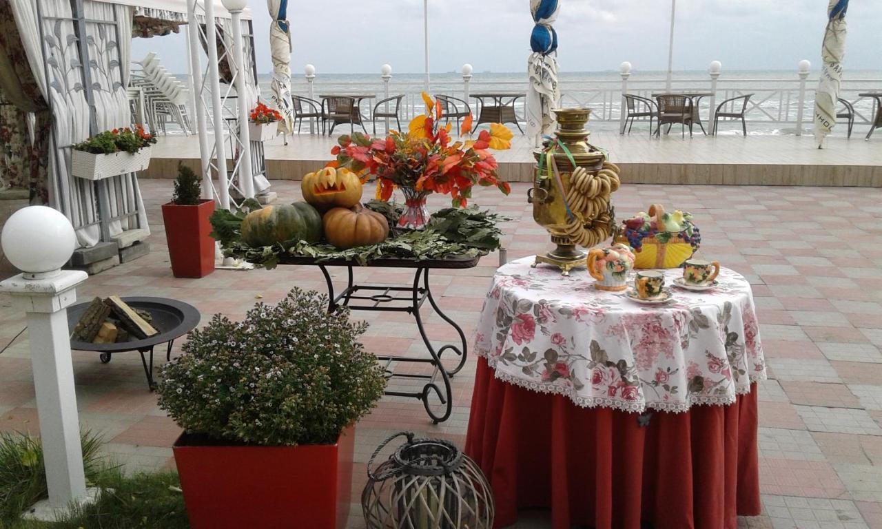 Shalanda Hotel Odessa Instalações foto